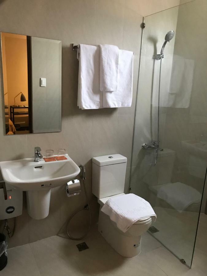 Maxx Hotel Ortigas Pasig City Екстериор снимка